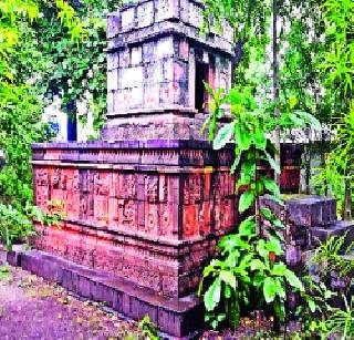 Ignore the historical place | ऐतिहासिक ठेव्याकडे दुर्लक्ष Ignore the historical place | ऐतिहासिक ठेव्याकडे दुर्लक्ष