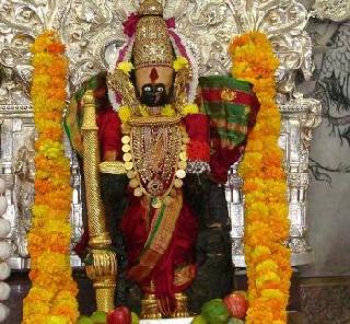 Hindu Janajagruti Samiti's 'Kho' to conserve the statue of Ambabai | अंबाबाई मूर्तीच्या संवर्धनाला हिंदू जनजागृती समितीचा ‘खो’ Hindu Janajagruti Samiti's 'Kho' to conserve the statue of Ambabai | अंबाबाई मूर्तीच्या संवर्धनाला हिंदू जनजागृती समितीचा ‘खो’