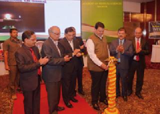 Provide good health care to the farmers | शेतकऱ्यांना चांगली आरोग्य सेवा मिळावी Provide good health care to the farmers | शेतकऱ्यांना चांगली आरोग्य सेवा मिळावी