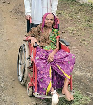 Average 80 percent voting | सरासरी ८० टक्के मतदान Average 80 percent voting | सरासरी ८० टक्के मतदान