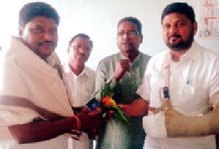 Do not discriminate during development work | विकासकामे करताना भेदभाव करू नका