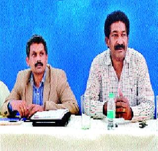 FIFA handles football culture ... | फुटबॉल संस्कृतीला फिफाचा हात...