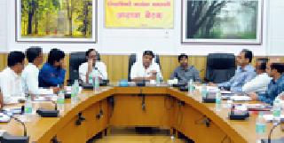 For the development of silk industry, a pilot project will be set up in the taluka | रेशीम उद्योगाला चालना देण्यासाठी तालुक्यात पथदर्शी प्रकल्प उभारणार