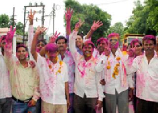 Gram Panchayat Congress | ग्रामपंचायतीत काँग्रेसची सरशी Gram Panchayat Congress | ग्रामपंचायतीत काँग्रेसची सरशी