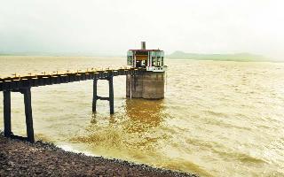Increase in water level in Gangapur dam | गंगापूर धरणातील पाण्याची पातळीत वाढ