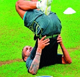 Rainy match on the rain? | पावसाचे सामन्यावर सावट?