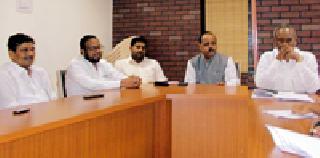 Stop the aided Ashramshala | अनुदानित आश्रमशाळा बंद करणार