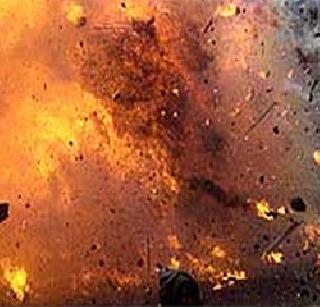 Saudit mosque attacked, 17 killed | सौदीत मशिदीवर हल्ला, १७ ठार