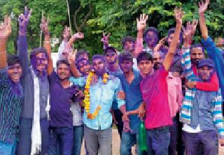 The results of many Gram Panchayats are shocking | अनेक ग्रामपंचायतींचा निकाल धक्कादायक