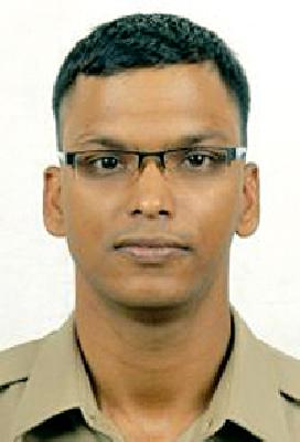 Bring down the working goons of the district | जिल्ह्यातील क्रियाशील गुंडांना तडीपार करा Bring down the working goons of the district | जिल्ह्यातील क्रियाशील गुंडांना तडीपार करा