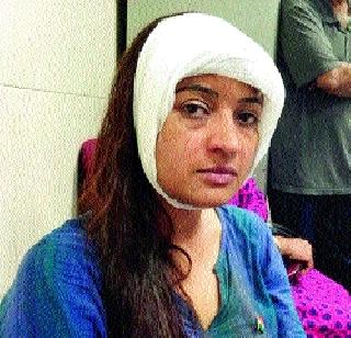 Your MLA Lamba was attacked | आपच्या आमदार लांबा यांच्यावर हल्ला Your MLA Lamba was attacked | आपच्या आमदार लांबा यांच्यावर हल्ला