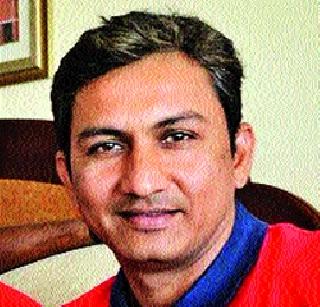 Bangar made Rohit's helper | बांगरने केली रोहितची पाठराखण