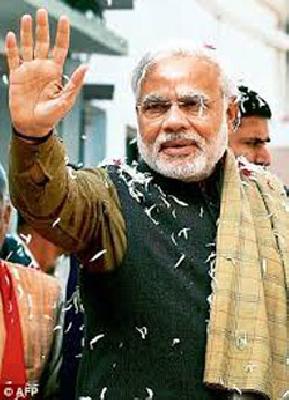 Emirati ready for Narendra Modi's welcome | नरेंद्र मोदींच्या स्वागतासाठी अमिराती सज्ज