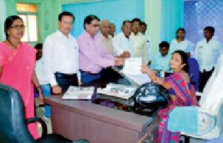 Fix various problems in Ballarpura | बल्लारपुरातील विविध समस्या सोडवा