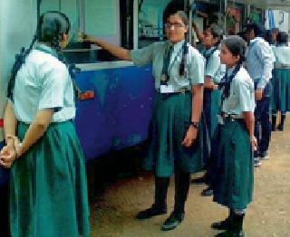 Raman Science Exhibition in 'Yps' | ‘वायपीएस’मध्ये रमण विज्ञान प्रदर्शन Raman Science Exhibition in 'Yps' | ‘वायपीएस’मध्ये रमण विज्ञान प्रदर्शन