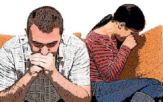 Housekeeping 'Dadagiri' | घरोघरची ‘दादागिरी’ Housekeeping 'Dadagiri' | घरोघरची ‘दादागिरी’