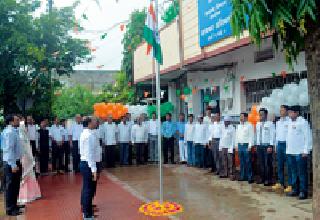 Celebrated Independence Day at the district | जिल्ह्यात ठिकठिकाणी स्वातंत्र दिन साजरा Celebrated Independence Day at the district | जिल्ह्यात ठिकठिकाणी स्वातंत्र दिन साजरा