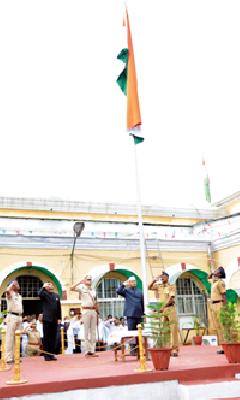Resolve to raise the livelihood of the farmers | शेतकऱ्यांचे जीवनमान उंचावण्याचा संकल्प