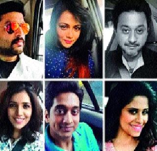 Celebrities' cars'with selfie | सेलीब्रिटींचे ‘कार’वाले सेल्फी Celebrities' cars'with selfie | सेलीब्रिटींचे ‘कार’वाले सेल्फी