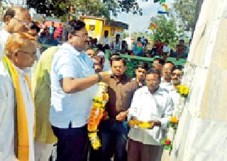 Five million for the martyr monument in the winter session | हिवाळी अधिवेशनात शहीद स्मारकासाठी पाच कोटी