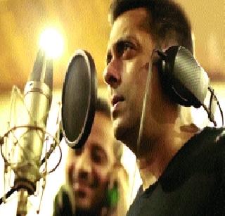 Bollywood stars love to sing | बॉलीवूड स्टार्सना गाण्याची आवड Bollywood stars love to sing | बॉलीवूड स्टार्सना गाण्याची आवड
