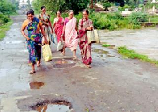 We go to work | कामाला चाललो आम्ही...