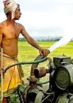 Eight Lift Irrigation Schemes | आठ उपसा सिंचन योजनांना कायमचे टाळे Eight Lift Irrigation Schemes | आठ उपसा सिंचन योजनांना कायमचे टाळे