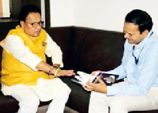 Vijay Darda: A review of the MP Gram Panchayat review | विजय दर्डा : सांसद आदर्श ग्राम योजनेचा घेतला आढावा