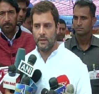 The villagers who died in the firing were also martyred | पाकच्या गोळीबारात मृत्युमुखी पडलेले गावकरीही शहीदच The villagers who died in the firing were also martyred | पाकच्या गोळीबारात मृत्युमुखी पडलेले गावकरीही शहीदच