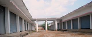 Chorada of two crore house | दोन कोटींच्या वास्तूचा चुराडा