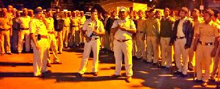 More than 1500 police stations are deployed in the city | शहरात पंधरा हजारांहून अधिक पोलीस तैनात