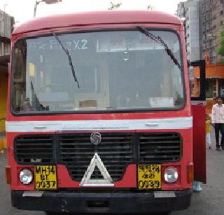 Men's Stance on Women's Reserved Ashes in ST | एसटीतील महिलांच्या राखीव आसनांवर पुरूषांचा ठिय्या