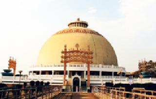 Storm will rise on the issue of initiation | दीक्षाभूमीच्या मुद्यावर उठणार वादळ Storm will rise on the issue of initiation | दीक्षाभूमीच्या मुद्यावर उठणार वादळ