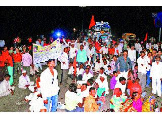 Tribal administration administered | आदिवासींनी दिला प्रशासनाला दणका