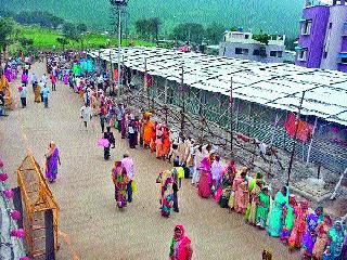 On Monday, | सोमवारीही कुशावर्तावर स्रान On Monday, | सोमवारीही कुशावर्तावर स्रान