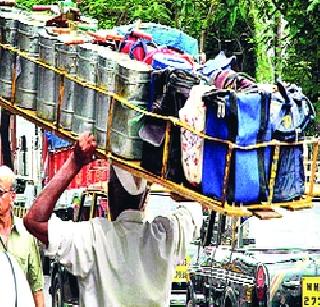 Dabewala becomes the knower of the police | डबेवाले बनणार पोलिसांचे माहीतगार Dabewala becomes the knower of the police | डबेवाले बनणार पोलिसांचे माहीतगार