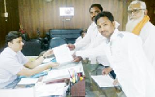 Start the office in Gondia for the development of minorities | अल्पसंख्यकांच्या विकासासाठी गोंदियात कार्यालय सुरू करा