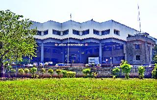 125 complaints on the first day | पहिल्याच दिवशी १२५ तक्रारी 125 complaints on the first day | पहिल्याच दिवशी १२५ तक्रारी