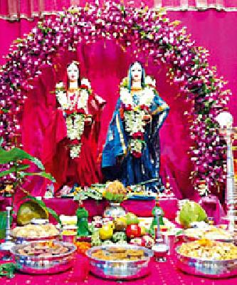 San Gauri, the arrival of Mahalaxmi today | सण गौराईचा, महालक्ष्मीचे आगमन आज