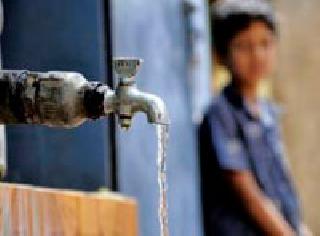 The health risk of the smallpox | चिमुकल्यांचे आरोग्य धोक्यात