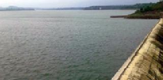 Depressed by the use of water for irrigation | सिंचनासाठी पाणी वापर संस्थाच उदासीन Depressed by the use of water for irrigation | सिंचनासाठी पाणी वापर संस्थाच उदासीन