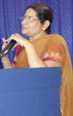 Women should make friendship with new technology | महिलांनी नव्या तंत्रज्ञानाशी मैत्री करावी