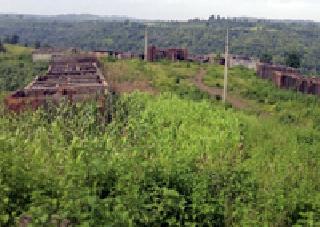 Waking up to woke up, the entire village of muddle became utter! | जादुटोण्याच्या भयाने घोडणकप्पीचे अख्खे गाव झाले उजाड!