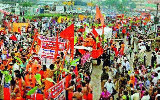 The brightness of the virtue brightens | साधुत्वाच्या तेजाने झळाळले कुशावर्त