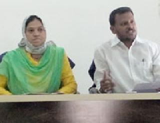 Enter a criminal case against the child | प्रसूतितज्ज्ञावर मनुष्यवधाचा गुन्हा दाखल करा