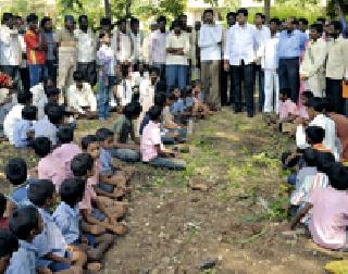 Attention to the questions of the factional society | फासेपारधी समाजाच्या प्रश्नांकडे वेधले लक्ष Attention to the questions of the factional society | फासेपारधी समाजाच्या प्रश्नांकडे वेधले लक्ष