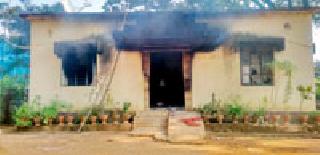 Property damage in Naxalite fire: 7 crore 16 lakhs loss | नक्षली जाळपोळीत मालमत्ता जळून ७ कोटी १६ लाखांचे नुकसान