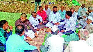 Implementation of Cleanliness Campaign by Gandhigiri | स्वच्छता मोहीम राबवून केली गांधीगिरी Implementation of Cleanliness Campaign by Gandhigiri | स्वच्छता मोहीम राबवून केली गांधीगिरी