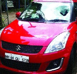Stealing laptop from the car in 'Ballaleshwar' parking | ‘बल्लाळेश्वर’ पार्र्किंगमध्ये गाडीतून लॅपटॉप चोरी Stealing laptop from the car in 'Ballaleshwar' parking | ‘बल्लाळेश्वर’ पार्र्किंगमध्ये गाडीतून लॅपटॉप चोरी