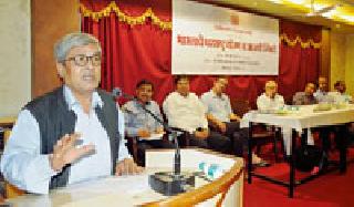 Countries should be united to influence the foreign policy | परराष्ट्र धोरणाच्या प्रभावासाठी देश एकात्म असावा